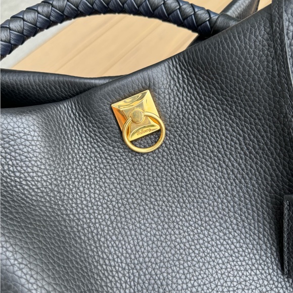 Mulberry Iris Leather Bag- Regular/Medium size - Picture 4 of 12